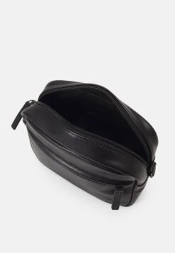 Pier One Skulderveske - Black -Pier One 0083d6df2dc64a378d5710c842c24aa0