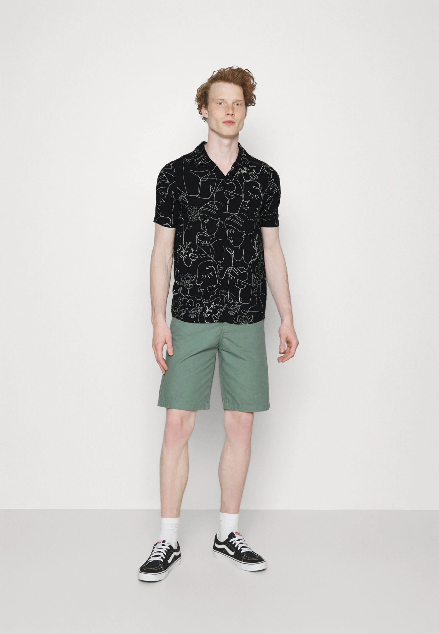 Pier One Resort Regular - Skjorte - Black 4 Pier One Resort Regular - Skjorte - Black - Bilde 2