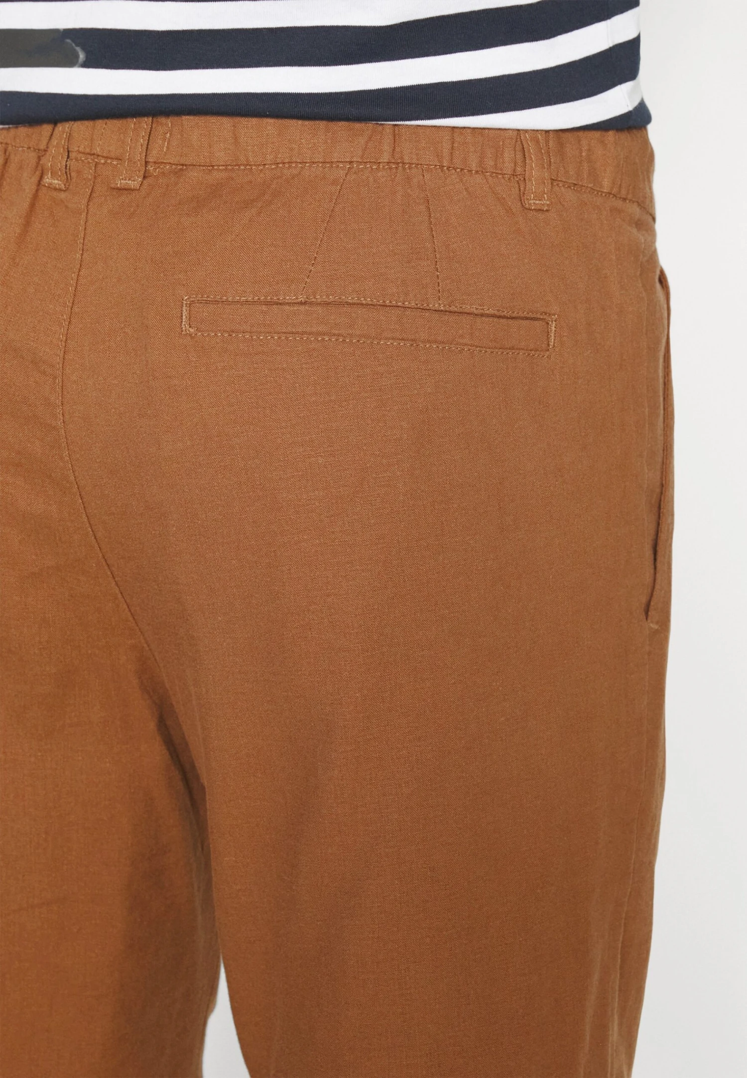 Pier One Linen Blend Drawcord Shorts- Shorts - Brown 8 Pier One Linen Blend Drawcord Shorts- Shorts - Brown - Bilde 6
