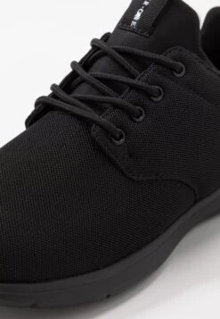 Pier One Joggesko - Black -Pier One 5b977568cb4345f1b339fc67e49ce87b