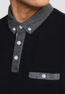 Pier One Poloskjorter - Black -Pier One 5c2c5ffdbcde46bf85aa476118ab16ee