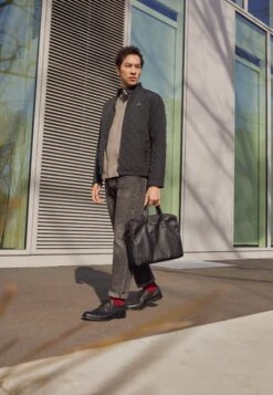 Pier One Leather - Pensko Med Snøring - Black -Pier One 6c614df4222a4f3185b9d5cc4267bfb8