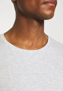 Pier One 5 Pack - T-Shirts - Black/White/Light Grey -Pier One 781514b98ac940a2934d4a3cf6c9ca05