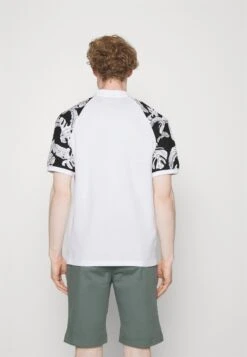 Pier One Poloskjorter - White -Pier One 7ee23c204ca34e1689e94b57f7bf4701