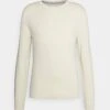 Pier One Basic Crewneck - Strikkegenser - Off White 2 Pier One Basic Crewneck - Strikkegenser - Off White -Pier One 7ef1077363aa4f3da9c083ab2f9f8bb8