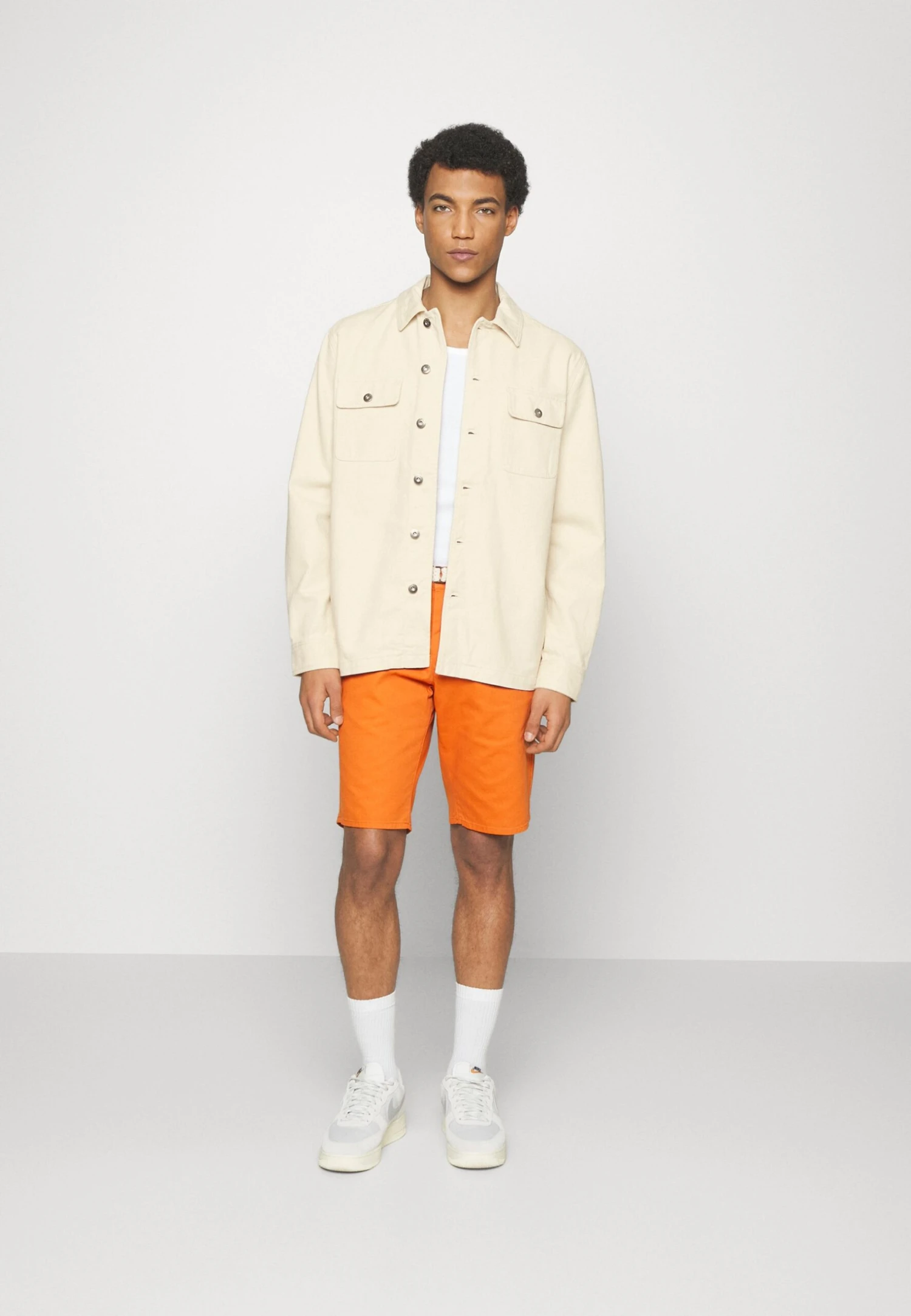 Pier One Undyed Twill- Jeansjakke - White 4 Pier One Undyed Twill- Jeansjakke - White - Bilde 2