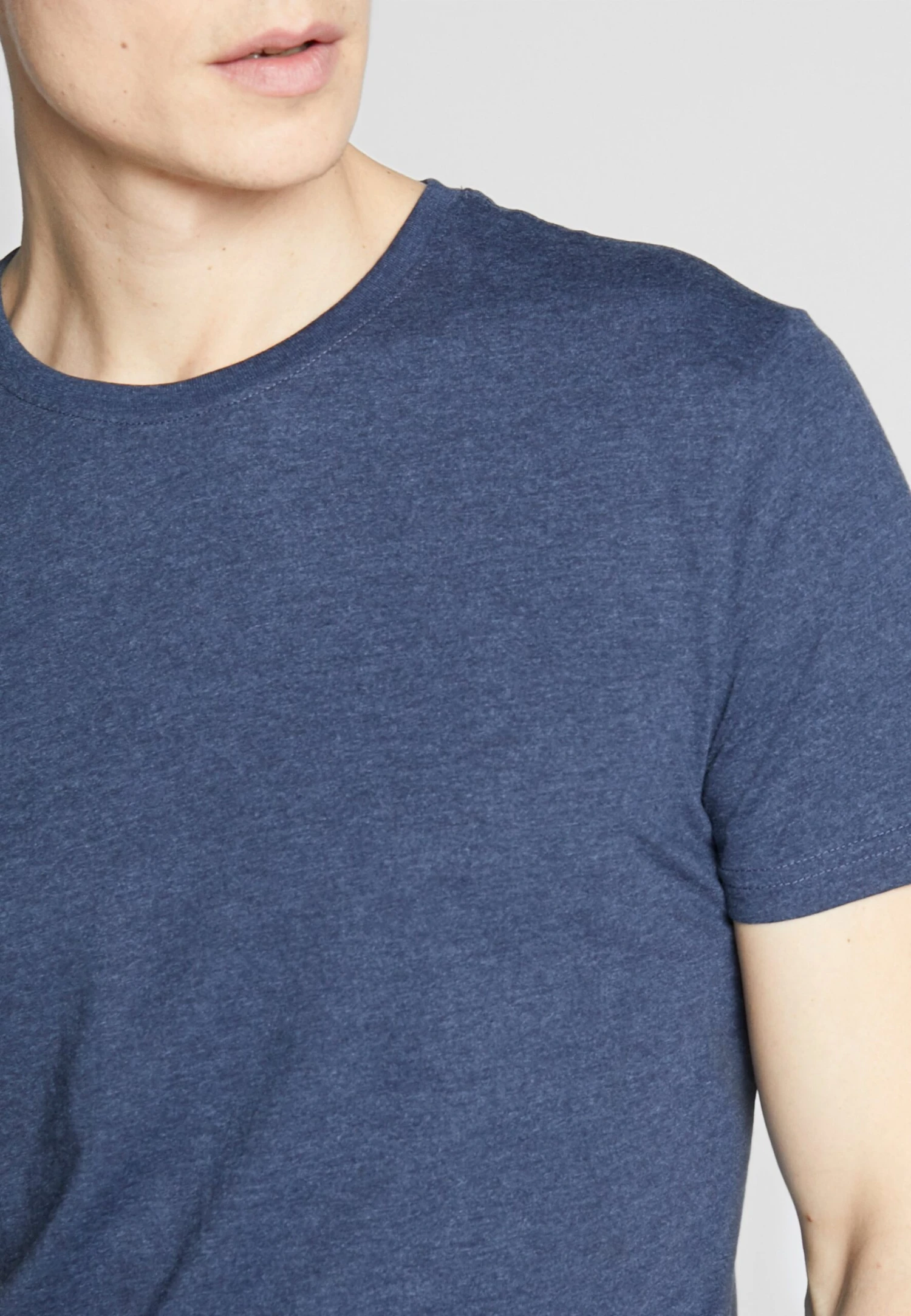 Pier One 3 Pack - T-Shirts - Black/White/Blue 7 Pier One 3 Pack - T-Shirts - Black/White/Blue - Bilde 5