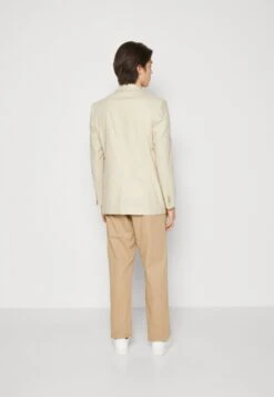 Pier One Dressjakke - Beige -Pier One 90a0e4254e844eb3a6a8cf41ae7f4550