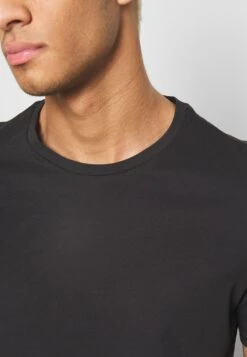 Pier One 7 Pack - T-Shirts - Black -Pier One 9ff1310308384925af8ab3297a7ee42a