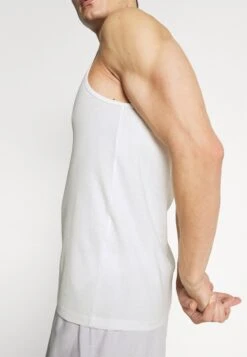 Pier One 3 Pack - Undertrøye - Dark Blue/Bordeaux/Off-White -Pier One c107c99d278e430b8a693d0ec45ebe1a