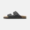 Pier One Leather Unisex - Sandaler - Black