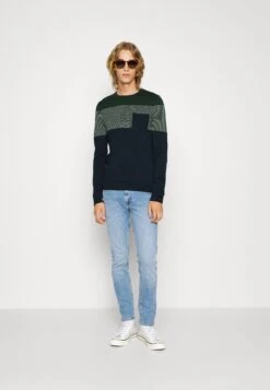 Pier One Strikkegenser - Green/Blue 8 Pier One Strikkegenser - Green/Blue -Pier One e728fbdab1b748f1bcd75073f23b646e