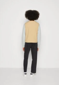 Pier One Vest - Tan -Pier One e9a6176c9ccb486a93469afcd3f1f0b2