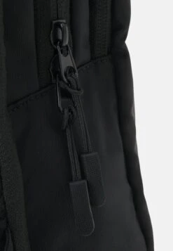 Pier One Unisex - Skulderveske - Black -Pier One ea527f450e3c4957866f41938e3ddf77