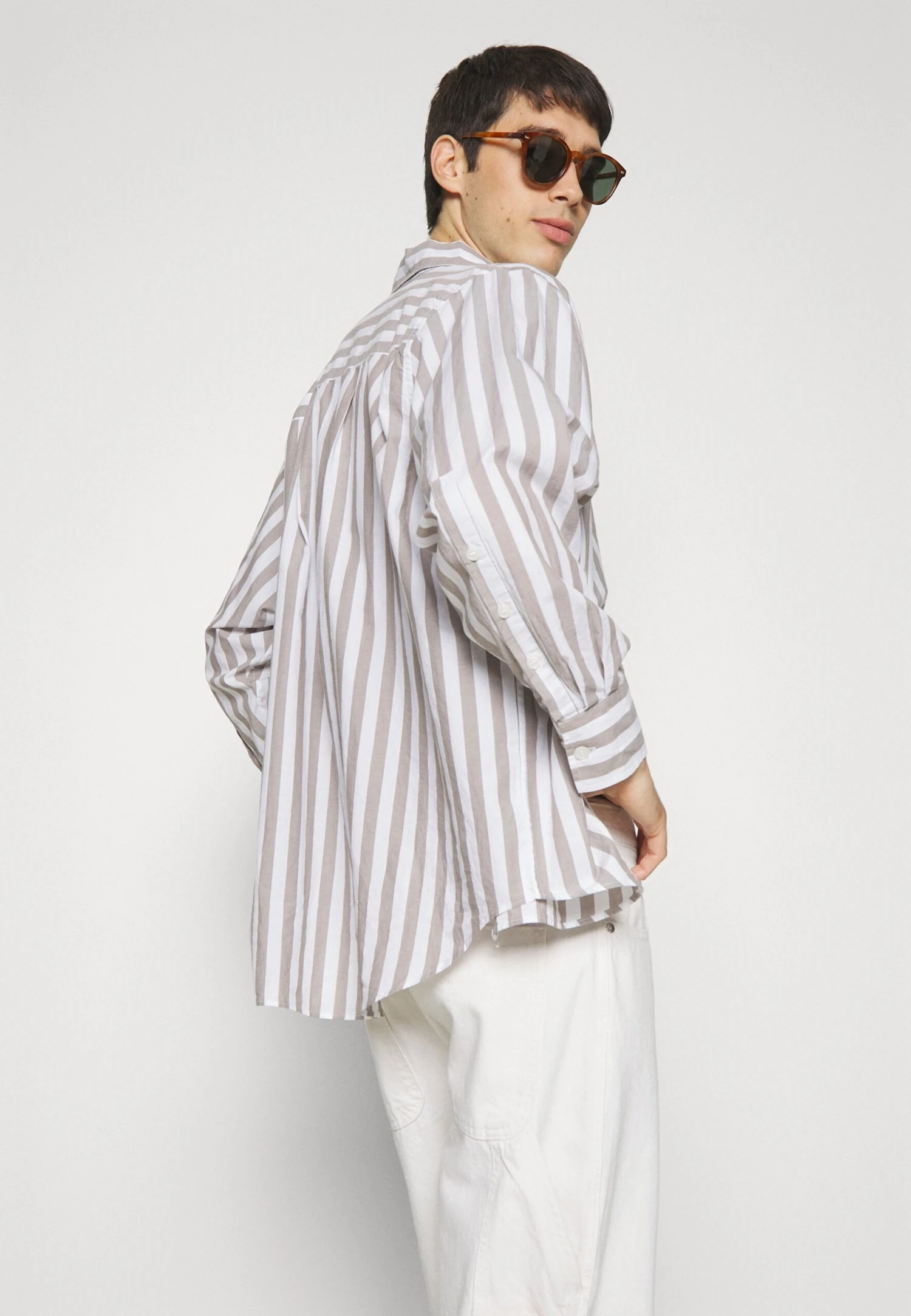 Pier One Carpenter Colored Twill- Jeans Straight Leg - Off-White 7 Pier One Carpenter Colored Twill- Jeans Straight Leg - Off-White - Bilde 5